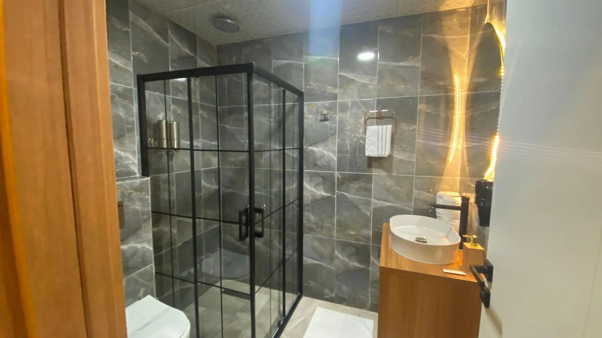 Besiktas Vip Inn Hotel & Suites Istanbul 0*,  Tyrkiet